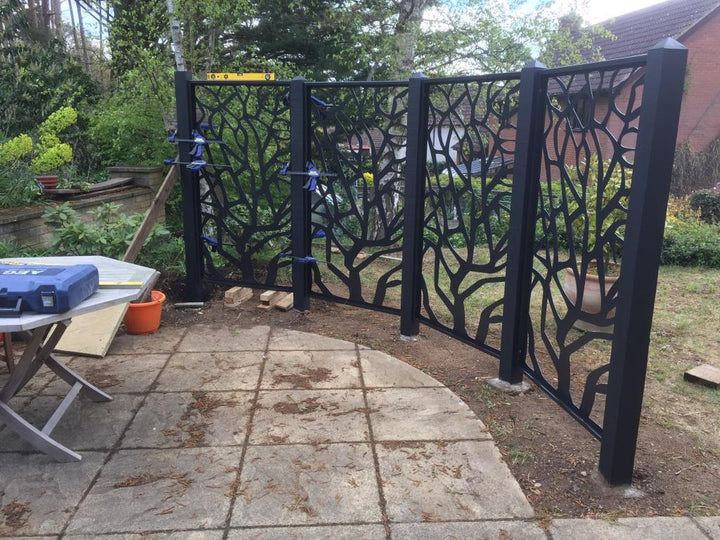 decorative-metal-garden-screen-shade